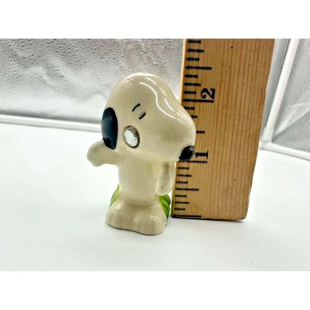 Vintage Snoopy Ceramic Salt Shaker Peanuts Character Rare Collector Piece